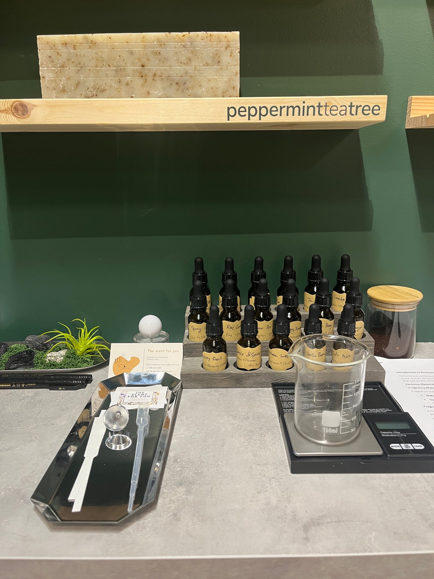 Wedding Perfume Workshop | Create Your Signature Scent & Custom Party Favors